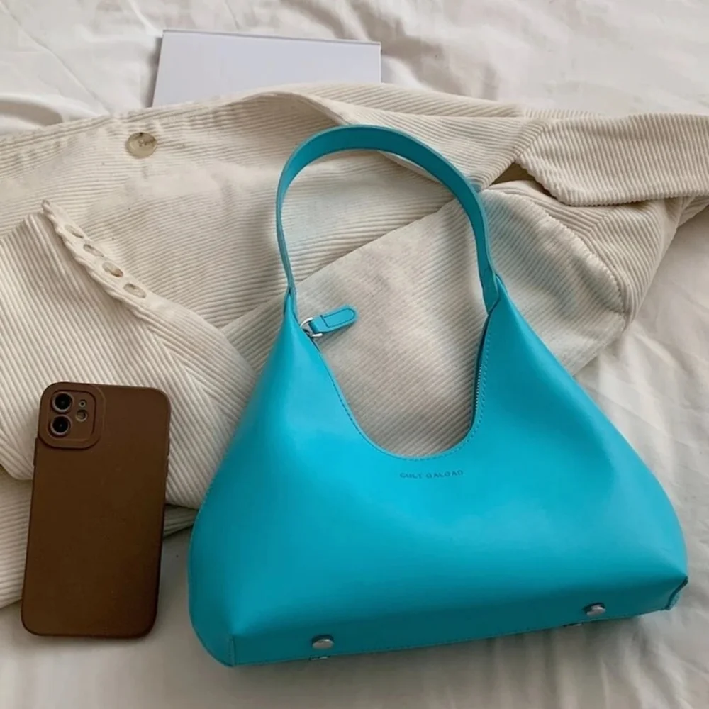 NWOT Aqua Hobo Bag Medium Blue Vibrant Blue Shoulder Bag Cult Gaload Gaia